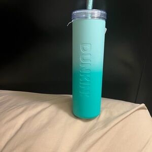 Dunkin' 27 oz Teal Tumbler with Straw